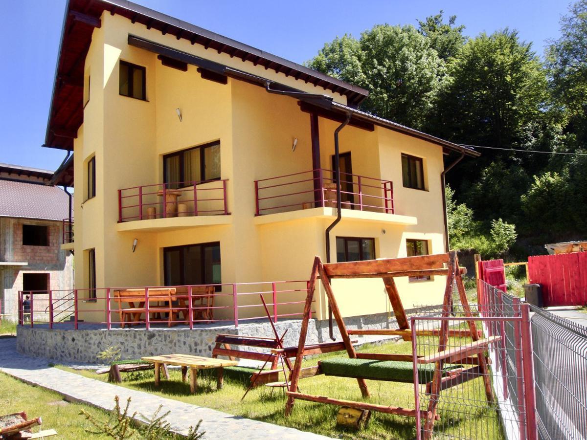 Complex Mona Caraiman Hotel บุชเตนี ภายนอก รูปภาพ